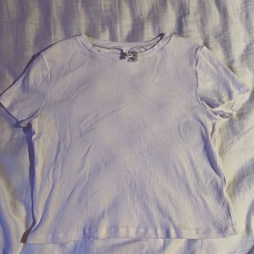 White H&M tee